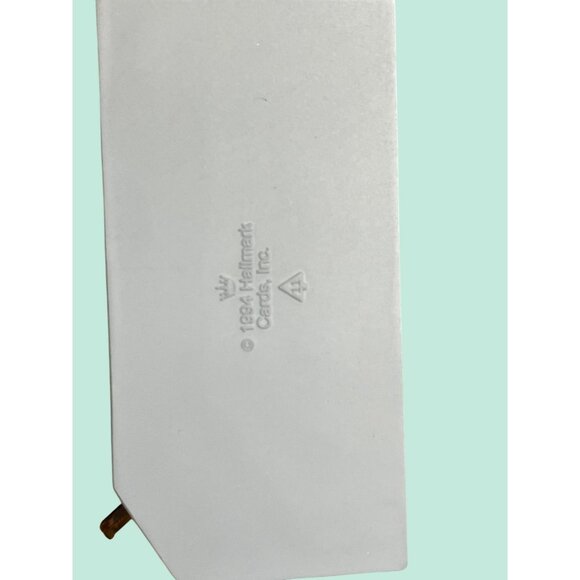 Hallmark Ornament 1994 Neighborhood Drugstore Nostalgic Houses & Shops - Picture 5 of 13